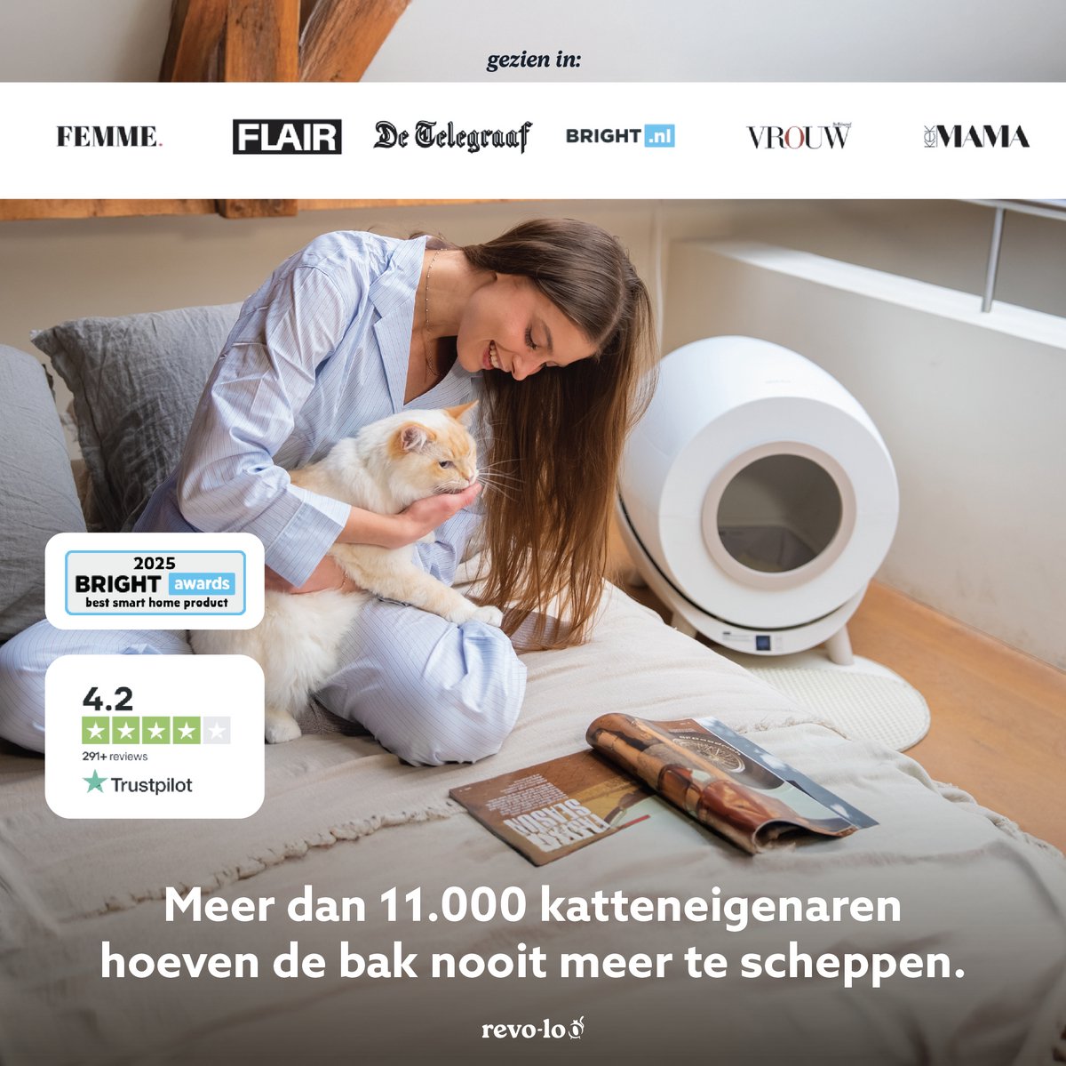 Miniatuur van productfoto 2 van Revo-loo One - Automatische Zelfreinigende Kattenbak XXL - Kattentoilet - 80 L - RFID Kattenherkenning - incl. Kattenbakmat & 4x Zakken